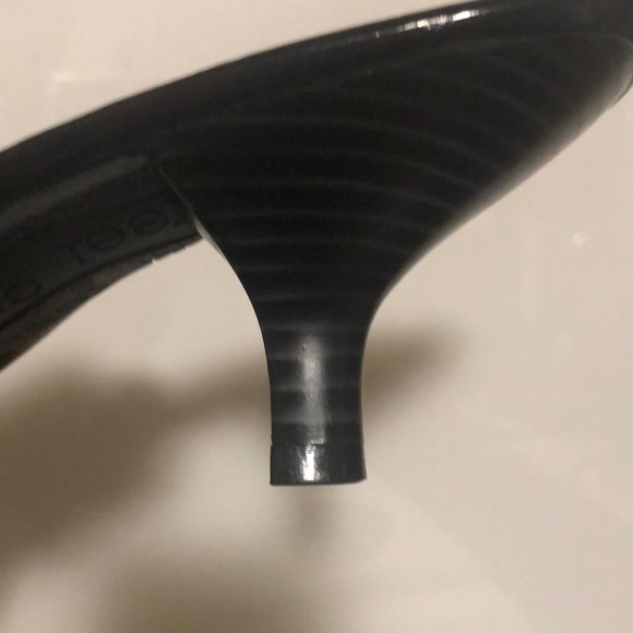 DR. SCHOLL’S FEEL CRAZY GOOD black & gold summer sandals w/ gold strap. Size 10 - Picture 6 of 12